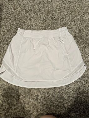 lululemon hotty hot skort in BONE